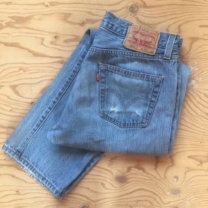 Vintage Levi’s 501 Mom jeans
